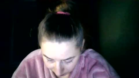 Snapshot of jennamolberty chatting on 19, 12, 2025 JennaMolberty online show from 19, 12, 2025