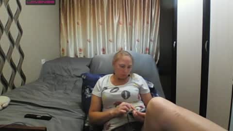 Snapshot of jennideep chatting on 9, 7, 2026 JenniDeep online show from 9, 7, 2026