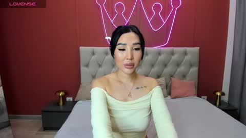 Jennifer online show from 27, 11, 2025