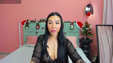 Jennifer online show from 2, 12, 2025