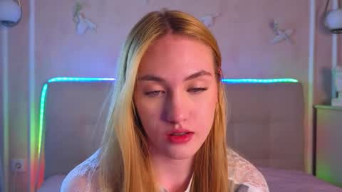Snapshot of jennifercamprell chatting on 9, 4, 2026 jennifercamprell online show from 9, 4, 2026