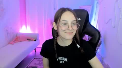 jenniferkiim online show from 5, 1, 2026