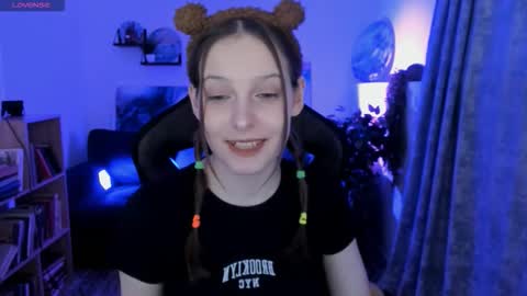 Snapshot of jenniferkiim chatting on 7, 3, 2026 jenniferkiim online show from 7, 3, 2026