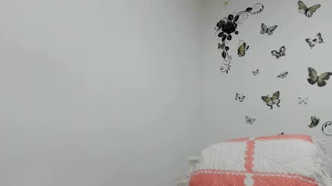 Snapshot of jenniferloveyou chatting on 2, 3, 2026 jenniferloveyou online show from 2, 3, 2026