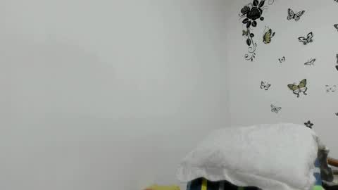 Snapshot of jenniferloveyou chatting on 6, 4, 2026 jenniferloveyou online show from 6, 4, 2026