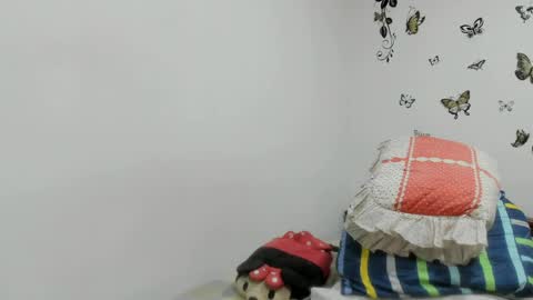 Snapshot of jenniferloveyou chatting on 8, 4, 2026 jenniferloveyou online show from 8, 4, 2026