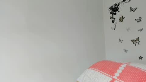 Snapshot of jenniferloveyou chatting on 14, 4, 2026 jenniferloveyou online show from 14, 4, 2026