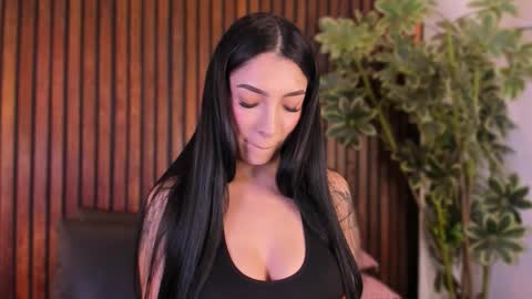     online show from 11, 11, 2025