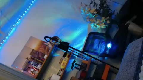 PRETTY JENNY online show from 7, 4, 2026