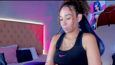 jenny__lawrence online show from 25, 11, 2025