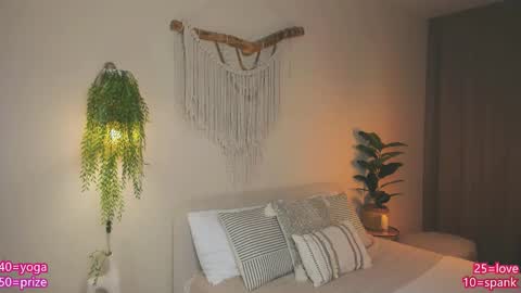 Jenny  online show from 28, 10, 2025