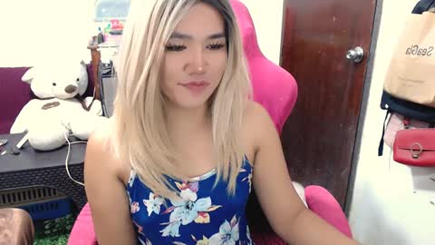 Snapshot of jenny_fromphil chatting on 11, 12, 2024 Jenny online show from 11, 12, 2024