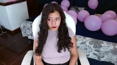 Snapshot of jenny_golden1 chatting on 6, 1, 2026 Jenny online show from 6, 1, 2026