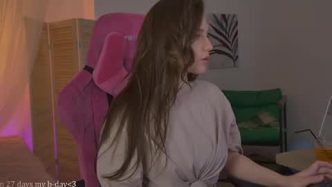 Jenny NO Nude online show from 22, 4, 2026