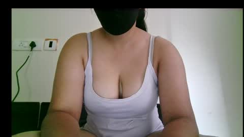 Snapshot of jennydolphin chatting on 30, 4, 2026 Jenny online show from 30, 4, 2026