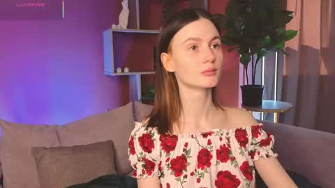 jennyfer_me online show from 17, 5, 2026