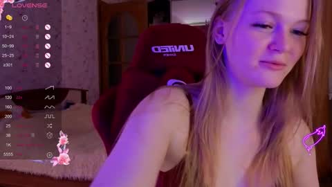 Snapshot of jennykiss11 chatting on 19, 10, 2025 your dream online show from 19, 10, 2025