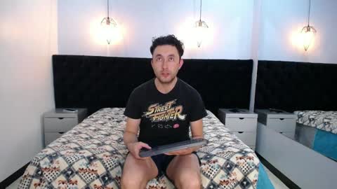 Jeremmyandstacy online show from 22, 1, 2025