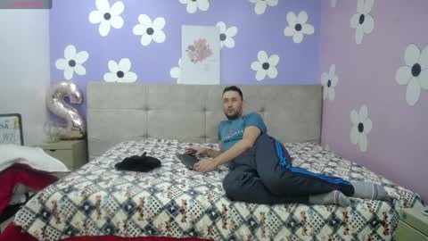 Jeremmyandstacy online show from 5, 2, 2025