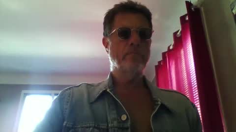 jerflor online show from 15, 5, 2026