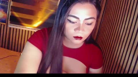 LEXIE online show from 12, 2, 2025