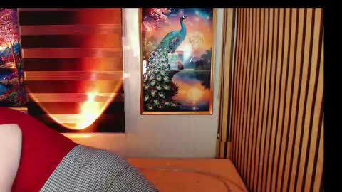 LEXIE online show from 3, 3, 2025