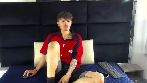 Snapshot of jerom_xx chatting on 3, 11, 2025 Jerom xx online show from 3, 11, 2025