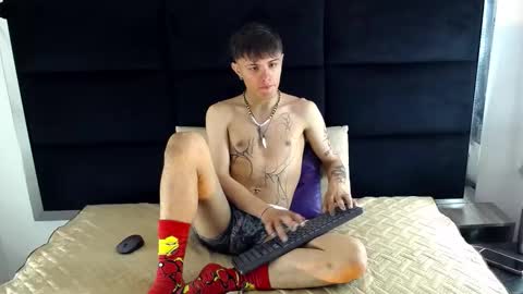 Snapshot of jerom_xx chatting on 11, 11, 2025 Jerom xx online show from 11, 11, 2025