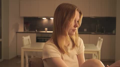 Molly online show from 15, 10, 2025