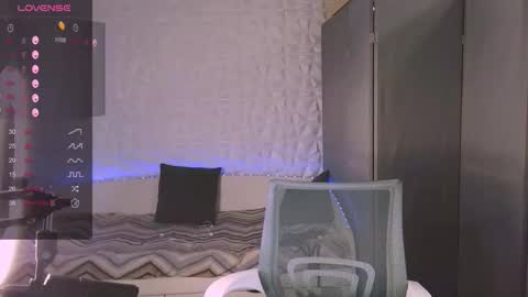 Snapshot of jerrybomb_ chatting on 1, 10, 2025 Jerrybomb online show from 1, 10, 2025