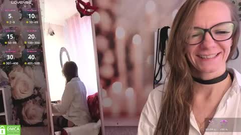 jesica_moon_peachyy online show from 27, 5, 2026