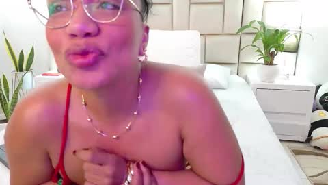 Snapshot of jesicataylorx chatting on 3, 4, 2026 JESICA online show from 3, 4, 2026