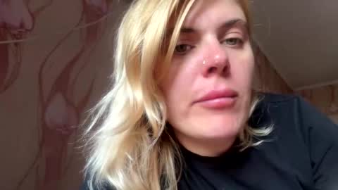 JeslyNomert online show from 10, 10, 2025