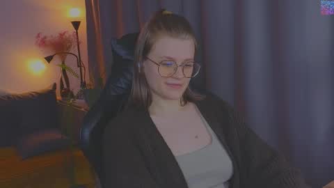 Snapshot of jess0e9 chatting on 25, 4, 2026 JessieVibes online show from 25, 4, 2026
