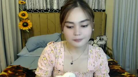 Snapshot of jess_goddes chatting on 19, 6, 2026 jess_goddes online show from 19, 6, 2026