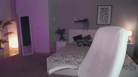 Jess online show from 8, 10, 2025