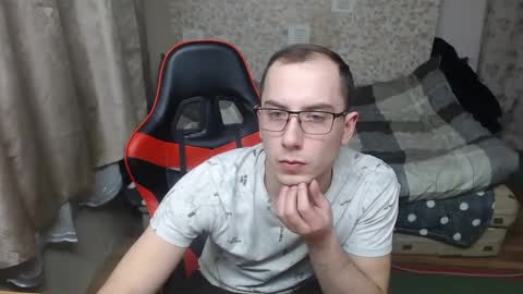 Snapshot of jess_nest chatting on 8, 2, 2025 Jess online show from 8, 2, 2025
