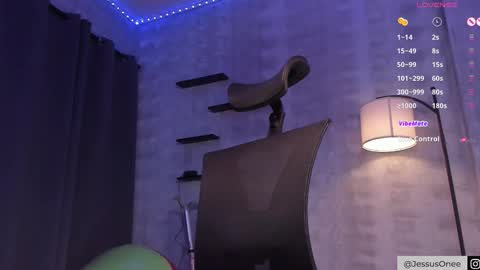 Snapshot of jessdrop chatting on 25, 11, 2025 Jesus IG JessusOne online show from 25, 11, 2025