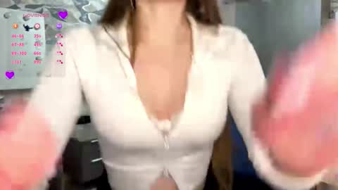 Jessica hot online show from 4, 2, 2026