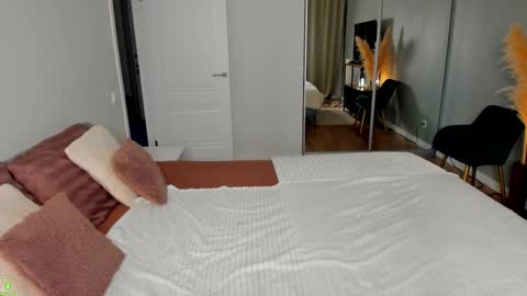 Jessica online show from 25, 11, 2025