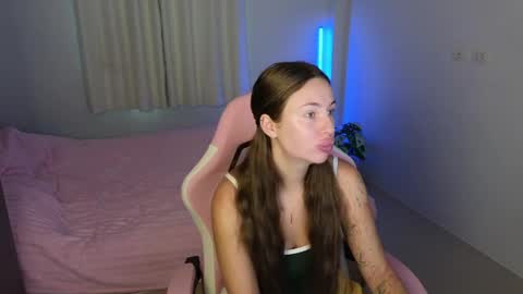 Snapshot of jessica_hanson chatting on 19, 5, 2026 Jessy online show from 19, 5, 2026