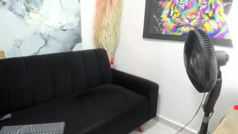 JESSICA online show from 18, 12, 2025