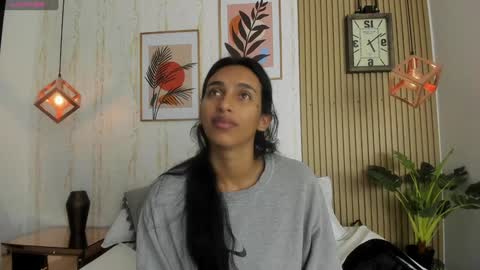 Jessica Pethersson  online show from 14, 12, 2024