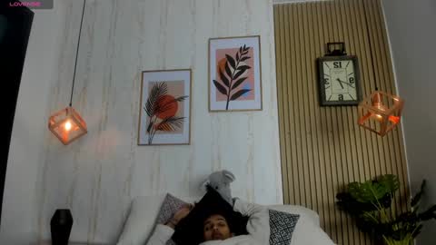 Jessica Pethersson  online show from 29, 12, 2024