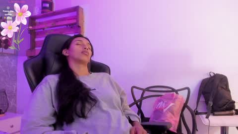 Jessica Pethersson  online show from 6, 1, 2025