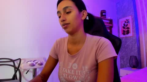 Jessica Pethersson  online show from 29, 1, 2025