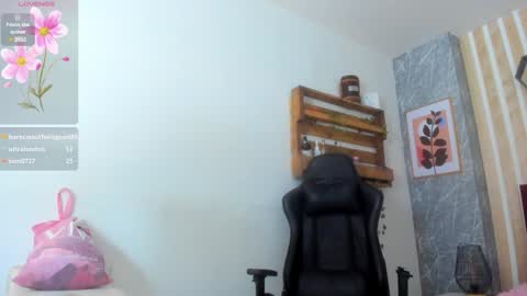 Jessica Pethersson  online show from 3, 2, 2025