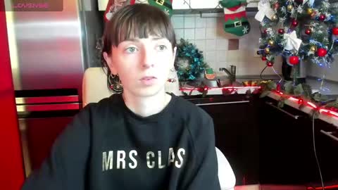 Snapshot of jessicaforris chatting on 2, 1, 2025 jessicaforris online show from 2, 1, 2025
