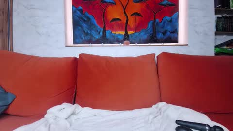 Jessica  online show from 9, 9, 2025