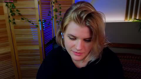 Snapshot of jessicaoconnor chatting on 5, 12, 2024 jessicaoconnor online show from 5, 12, 2024